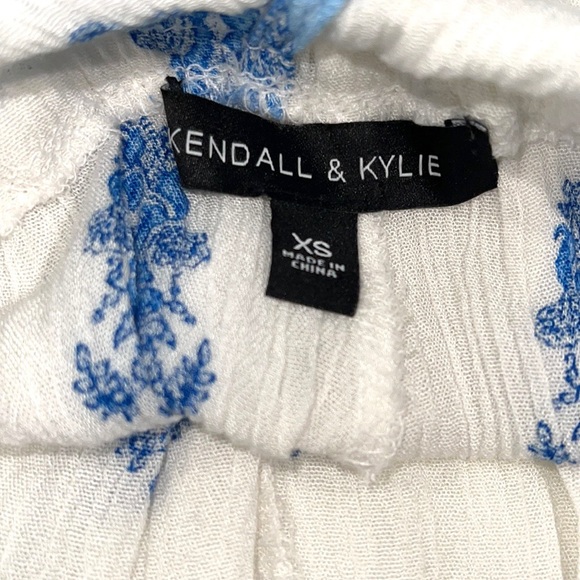 Kendall & Kylie Romper Size XS - Picture 4 of 5